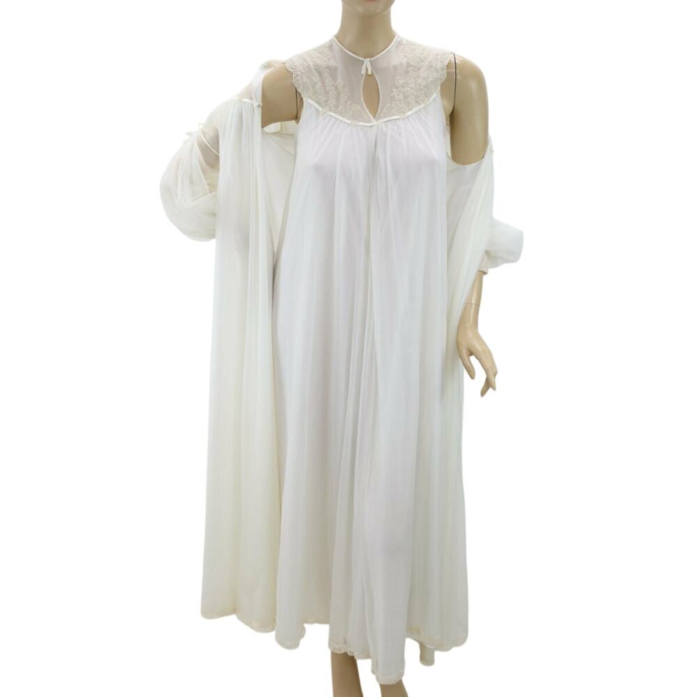 Vtg Saks Fifth Avenue long Nightgown peignoir robe Set Soft Nylon Ivory lace S